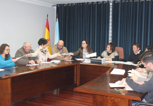 O pleno de Lousame aproba destinar 342.000 euros a obras e 268.000 euros a gasto corrente do Plan Único da Deputación